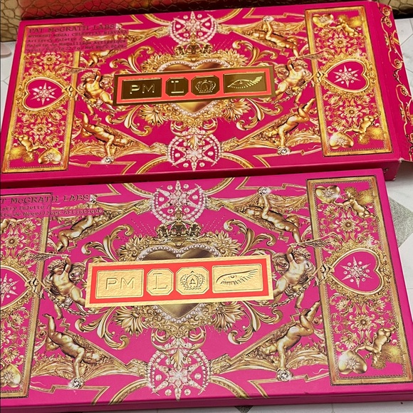 Pat McGrath Vibrant Eyeshadow Palette - Gold, Purple, Blue, Pink, Green - Picture 3 of 3